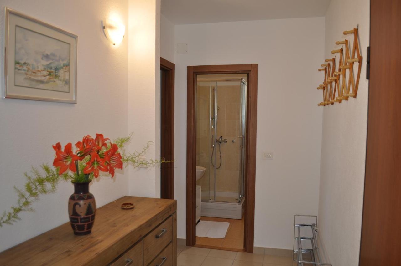 Apartment Dragana Макарска Екстериор снимка